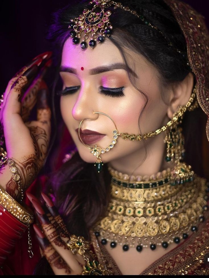 Natural Bridal Makeup Artist in Delhi