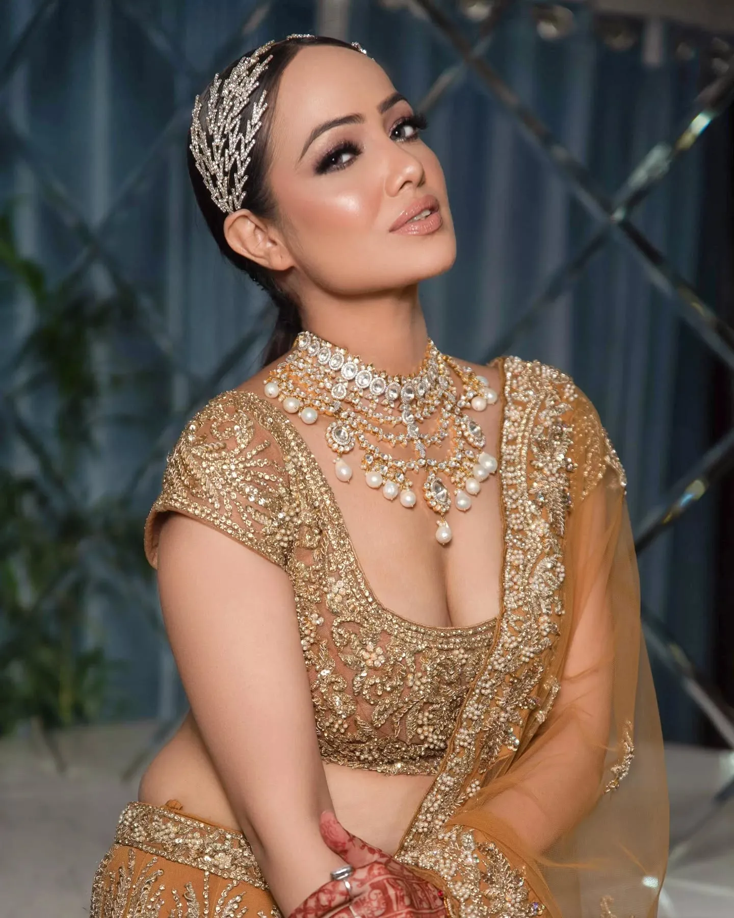 Perfect bindi moment bridal