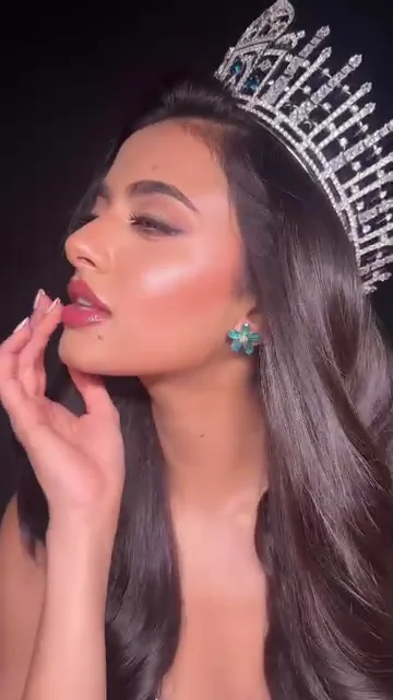 Rhea Singha, Miss Universe India 2024, wearing her crown
